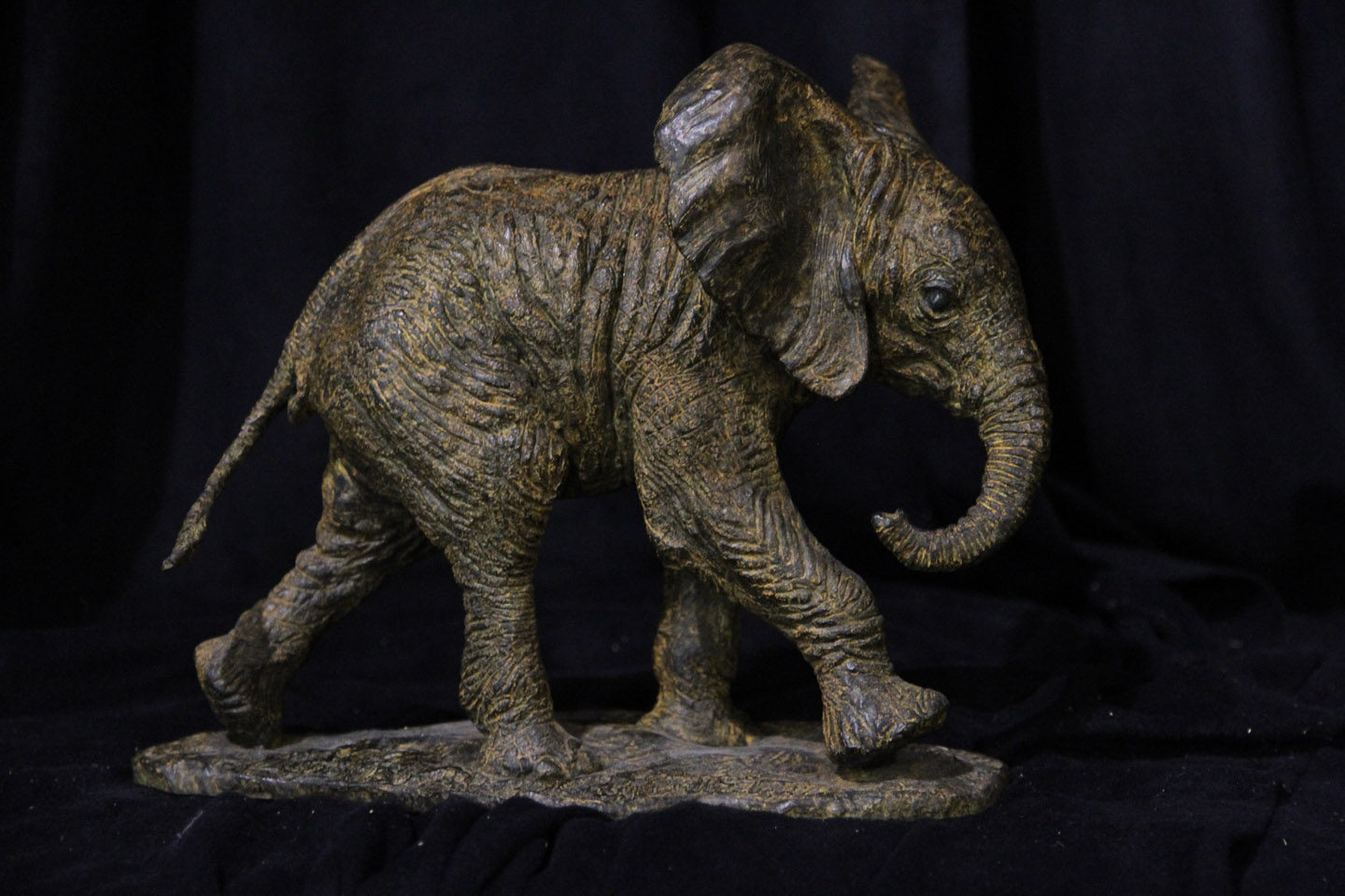 Elephant Archives – Murray Grant Bronzes